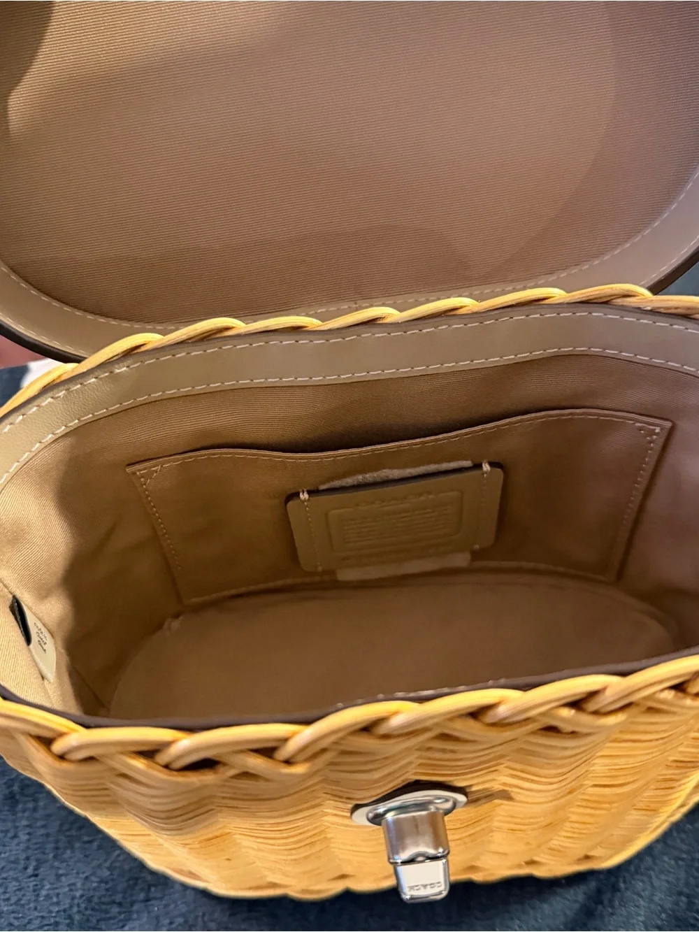 Authentic Coach Wicker Top Handle Crossbody Bag|Ivory Leather|
